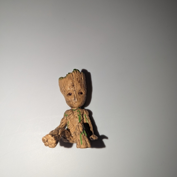 NIB Mini Groot - Picture 11 of 13